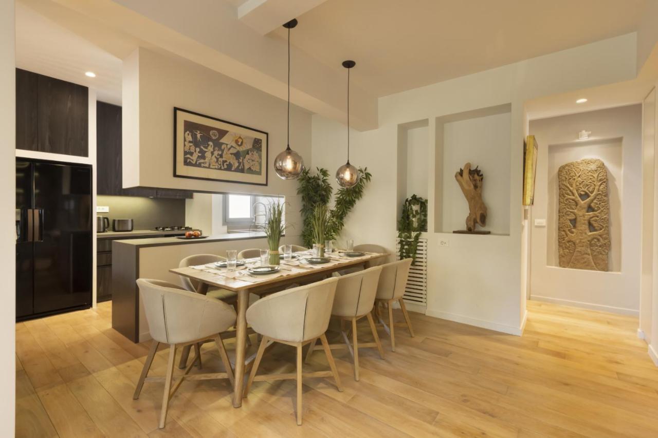 Elegant, Chic, Hip 2 Bedroom W/ Forest View In Athens! Екстер'єр фото
