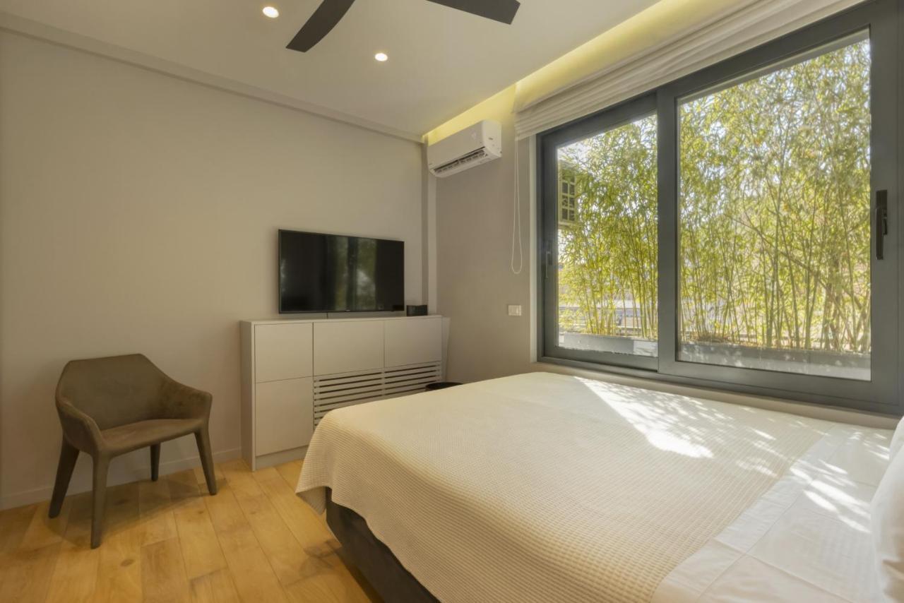 Elegant, Chic, Hip 2 Bedroom W/ Forest View In Athens! Екстер'єр фото